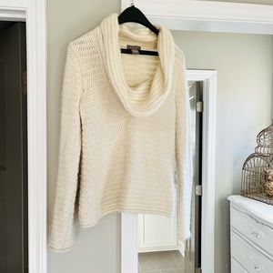 Kenar Angora Sweater